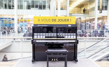 Piano en gare