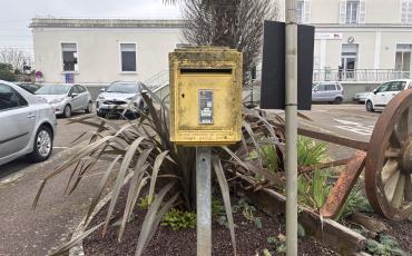 Boîte aux lettres La Poste