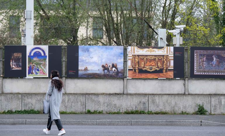 Panneaux de l&#039;exposition du château de Chantilly