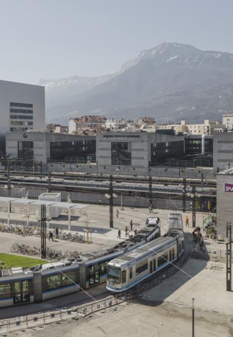 Pôle d&#039;échanges multimodaux à la gare de Grenoble